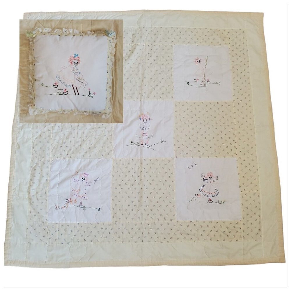 VTG Raggedy‎ Ann Yellow Floral Quilt Coverlet Baby Blanket Girl W Pillow 47 X 47